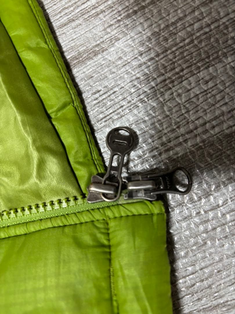 patagonia フード付きダウンジャケット S グリーン