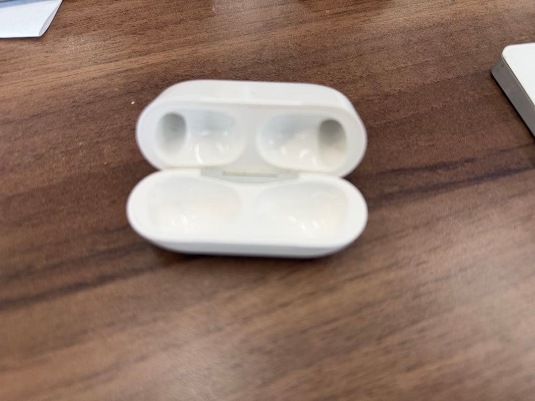 美品　AirPods Pro2 第２世代