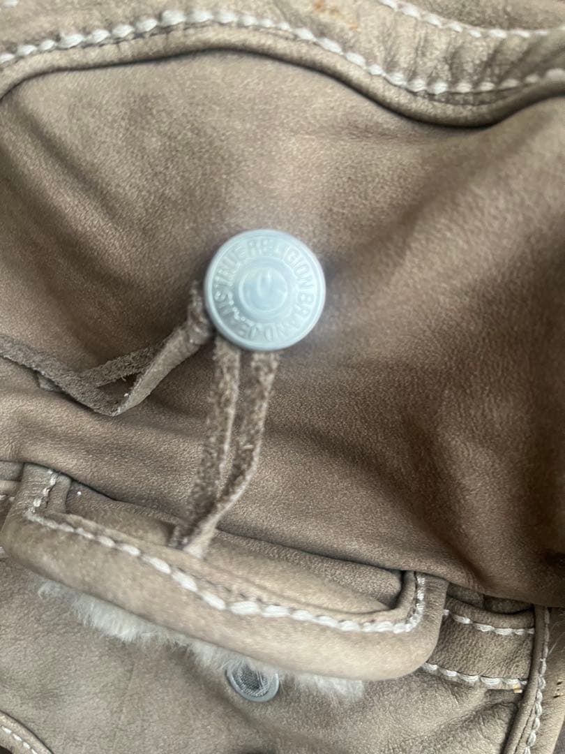 TrueReligionレザーパイロットハットフライトキャップファー