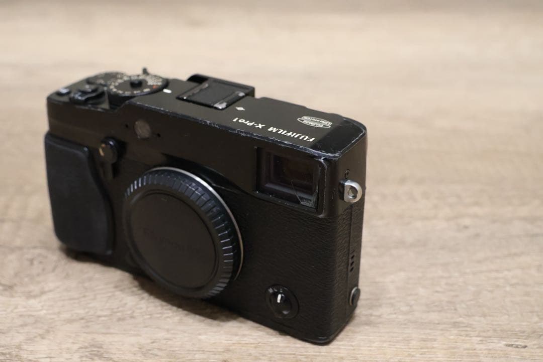 FUJIFILM X-Pro1 ボディ ミラーレスカメラ