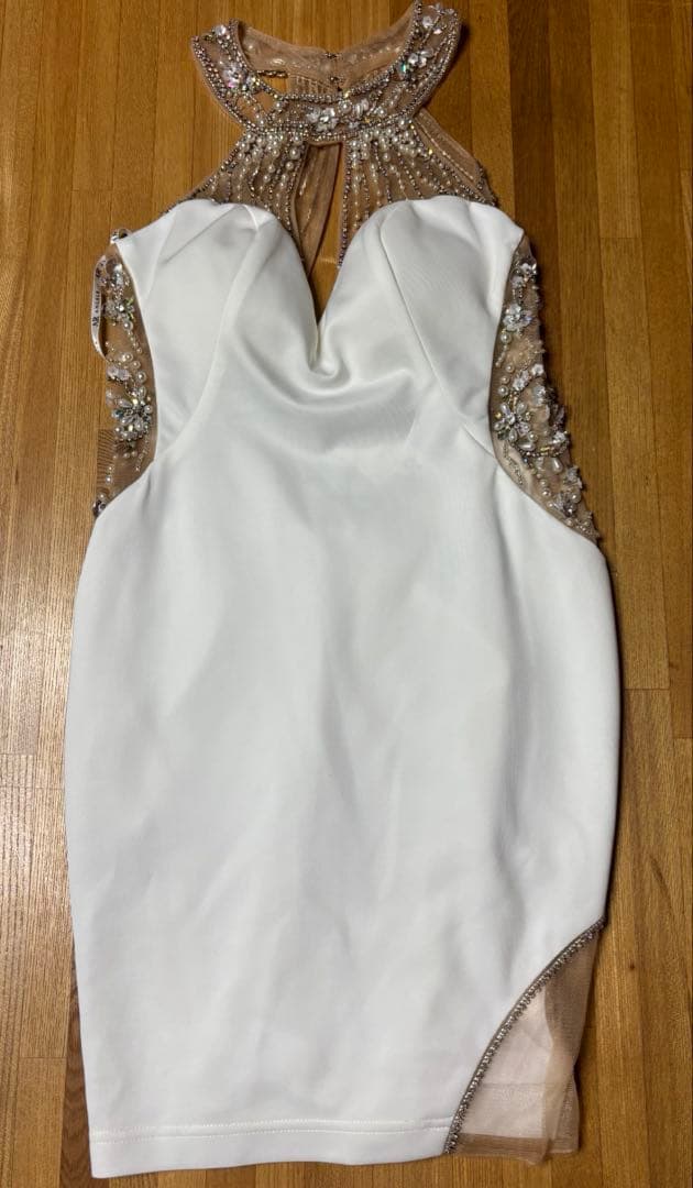 【新品未使用】AngelR ホワイト バックオープン キャバドレス Mサイズ