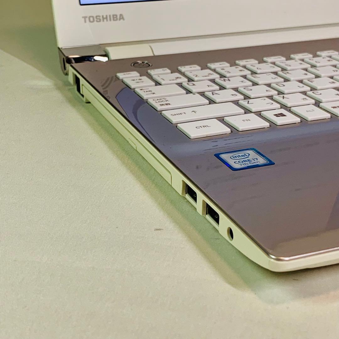 Core i7✨7世代✨SSD2TB✨32GB✨オフィス✨東芝✨ノートパソコン