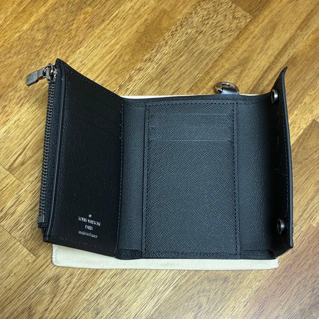 未使用品 ルイ・ヴィトン モノグラム・エクリプス チェーンコンパクトウォレット