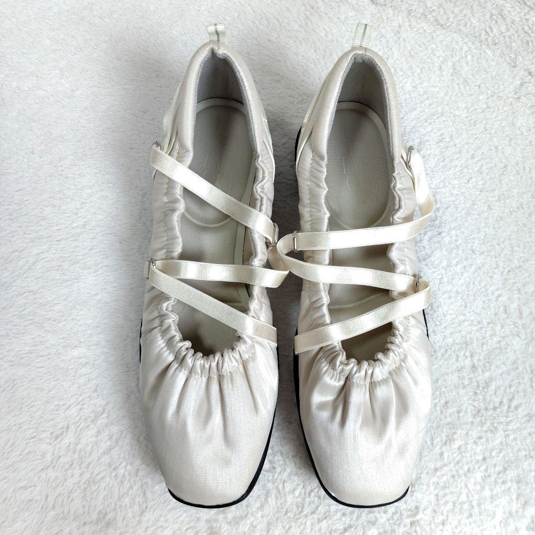 2025 ルタロン　L エラスティックスニーカー　25㎝　ホワイト