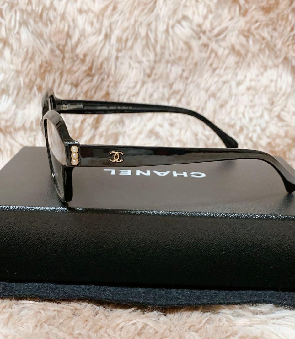 非売品　CHANELノベルティメガネ&ケース