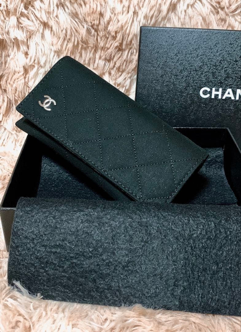 非売品　CHANELノベルティメガネ&ケース