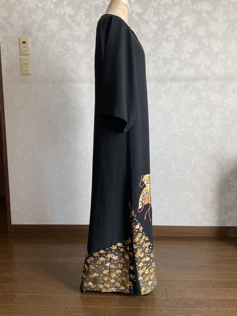 着物リメイクワンピース　　黒留袖からロングドレス