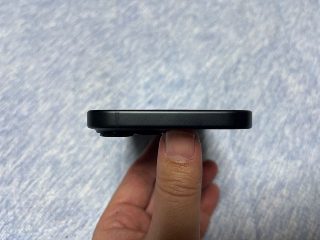 iPhone 15 美品 128GB バッテリー100%