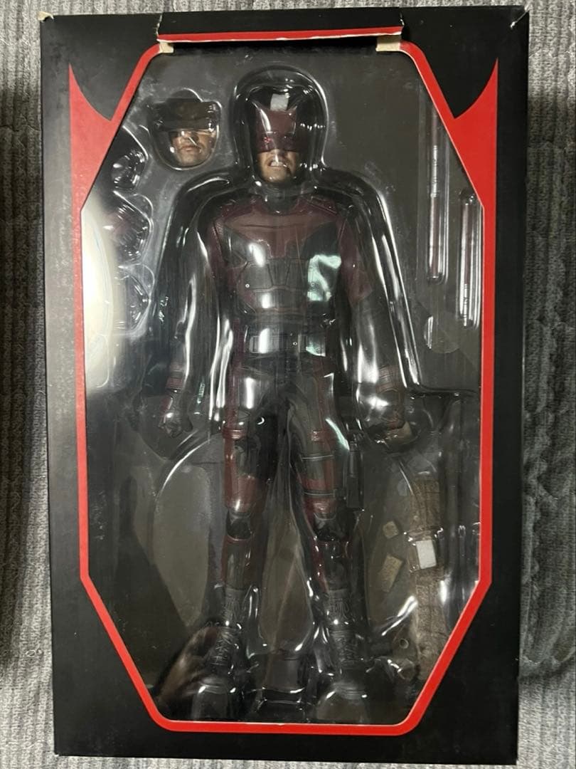 MARVEL HotToys Daredevi フィギュア ホットトイズ