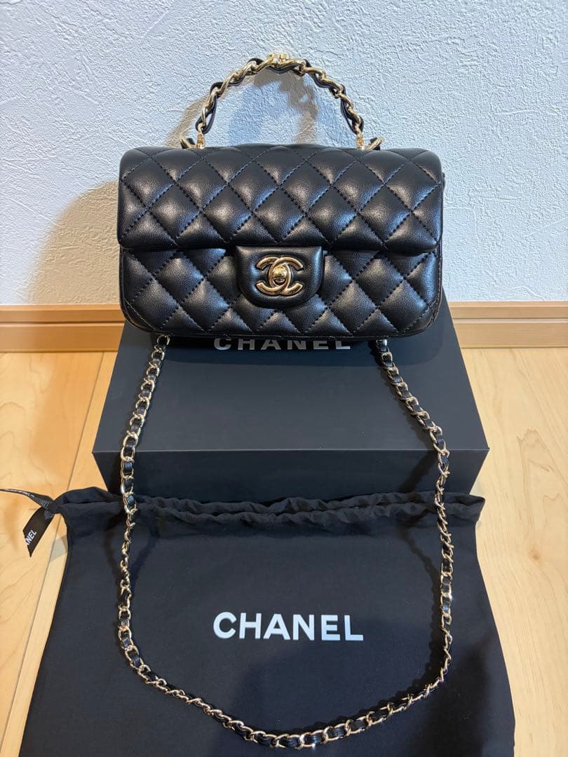 シャネル バッグ トップハンドル ノベルティ
