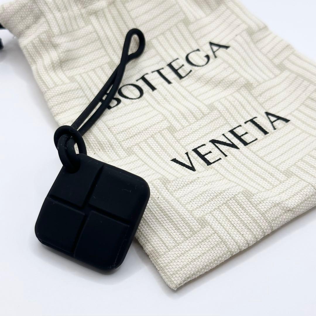 【新品未使用】BOTTEGA VENETA 　Airtag ケース 　エアタグ
