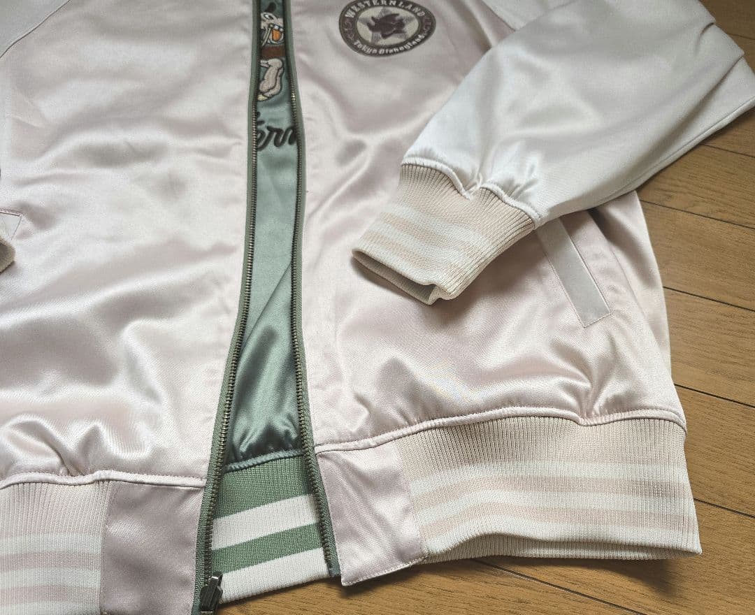 ☆ディズニーランドで購入☆ジャンパー(スカジャン)☆リバーシブル☆LL☆