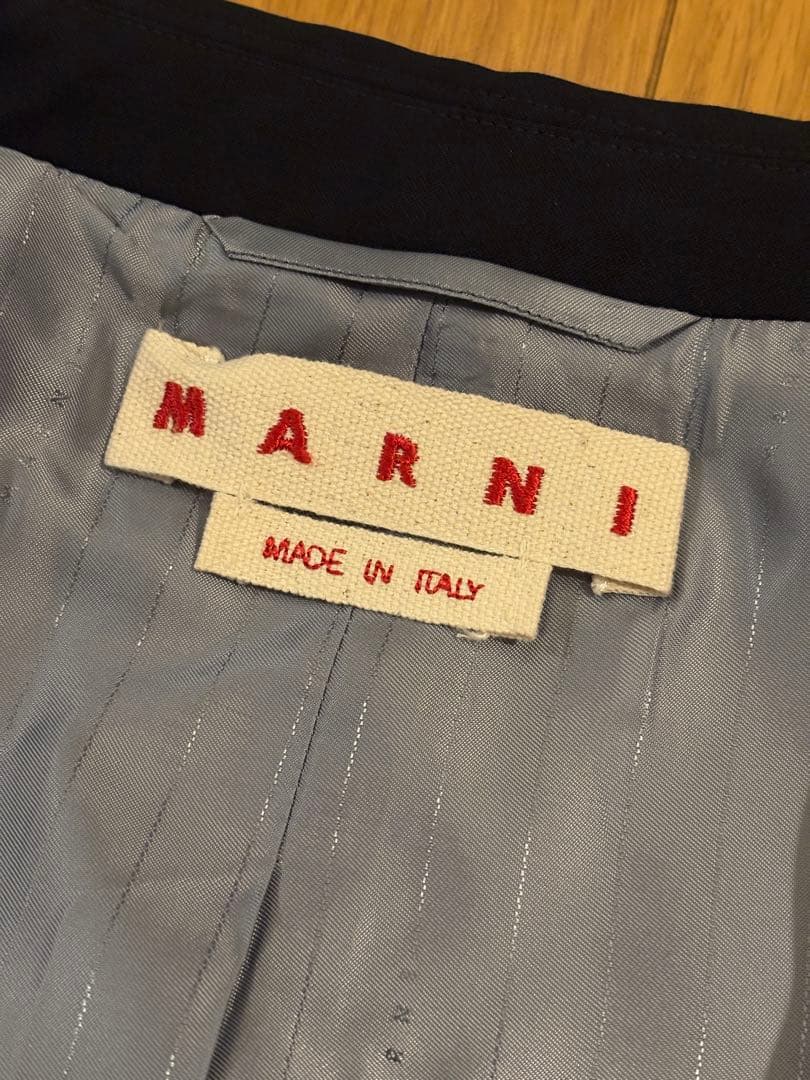 自*緑様 新品［MARNI］ マルニ テーラードジャケット ブラック 46サイズ