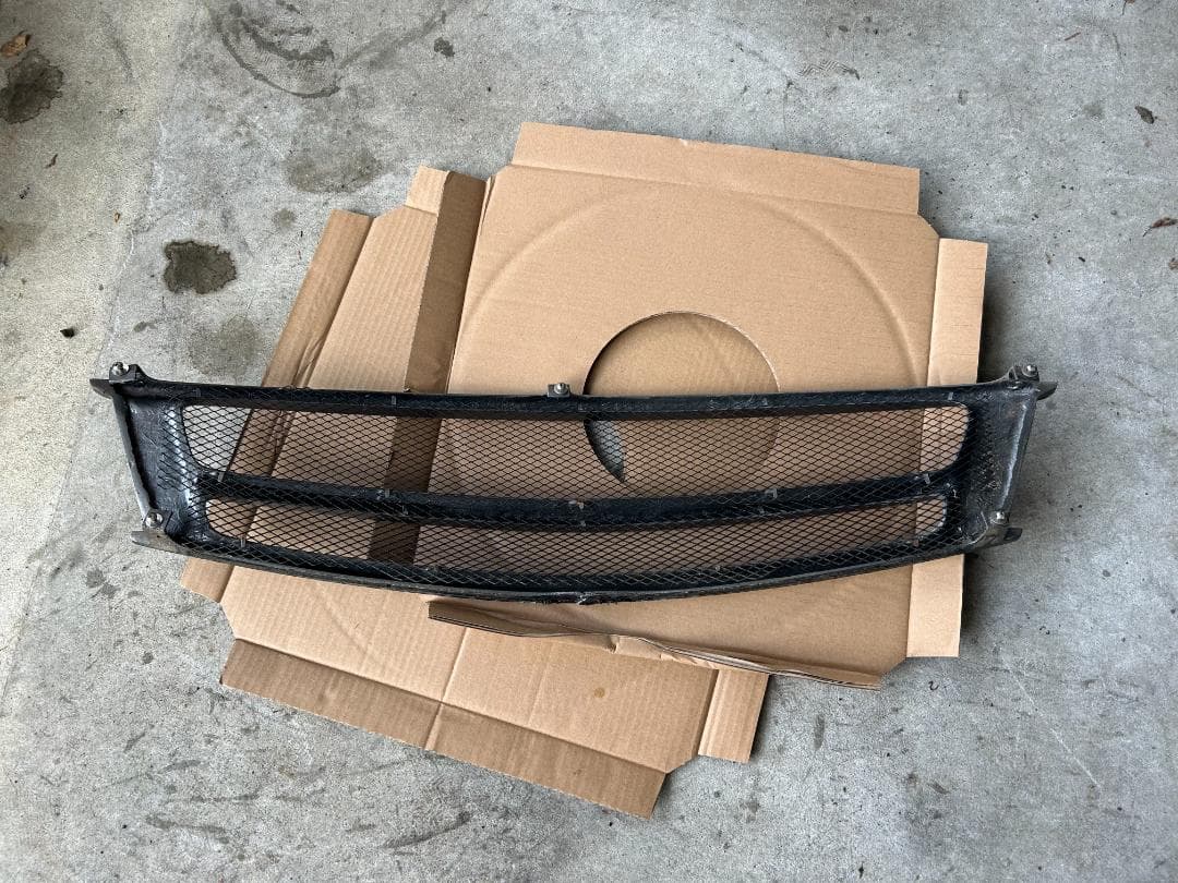 【中古】日産CKV36スカイラインクーペスポーツグリルガンメタ