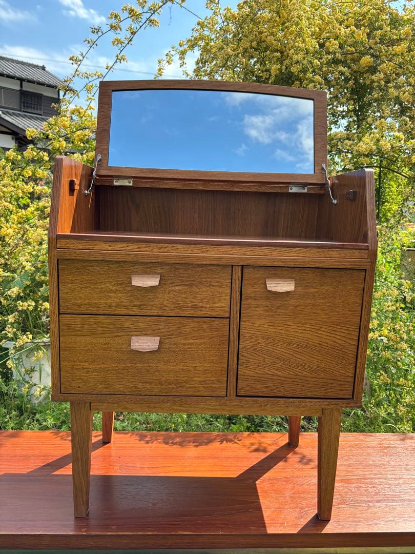 unico(ウニコ)  (クルト) ドレッサー