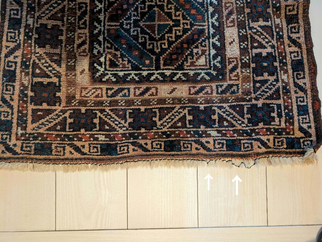 【最終価格】トライバルラグ