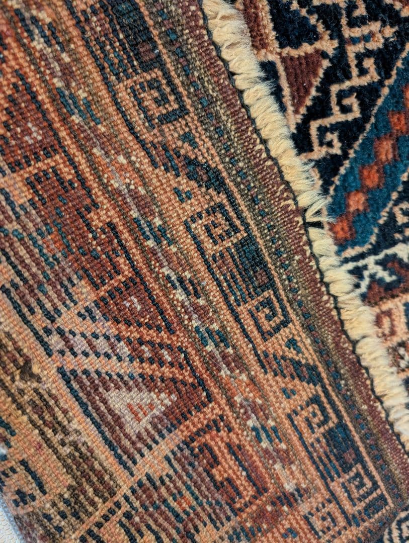 【最終価格】トライバルラグ