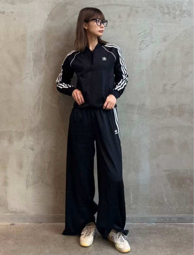 adidas サテンワイドレッグパンツ IU2520