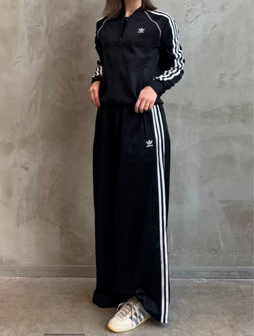 adidas サテンワイドレッグパンツ IU2520