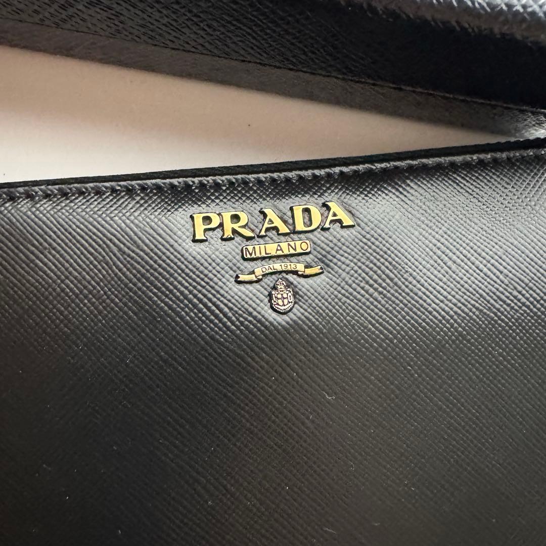 【美品】261 PRADA プラダ ラウンドファスナー 長財布