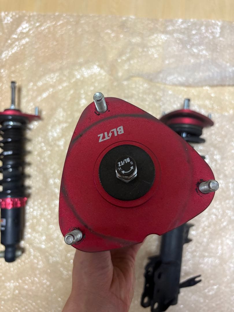 ひーちゃん BLITZ車高調