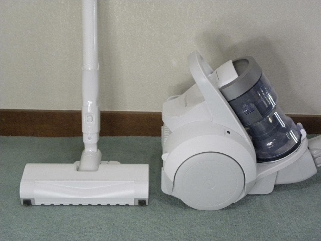 Panasonicサイクロン掃除機MC-SR610K