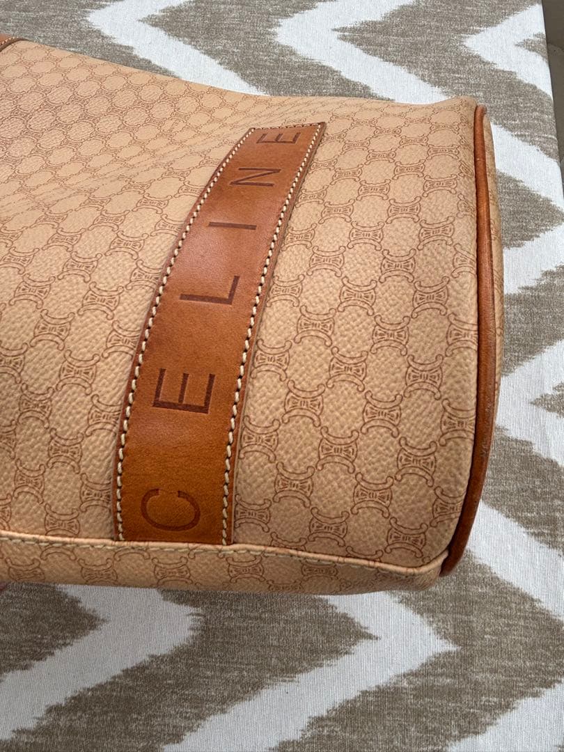 セリーヌトートバッグ　バケツ型