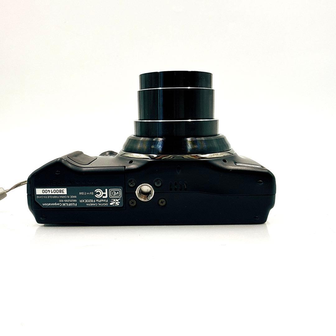 FUJIFILM FINEPIX F820EXR デジカメ ブラック