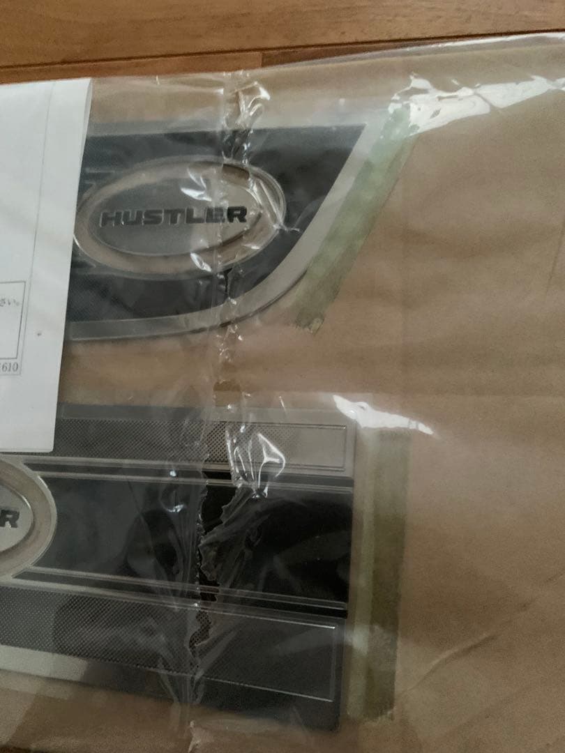 純正 スズキ ハスラー フェンダーガーニッシュストライプ　左右セット新品未使用