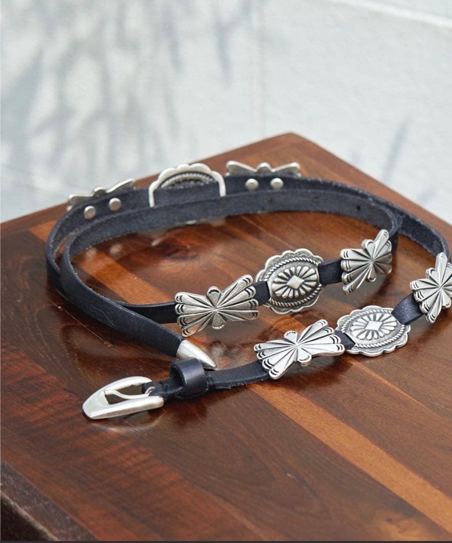 Puntovita コンチョ細ベルト Whim Gazette