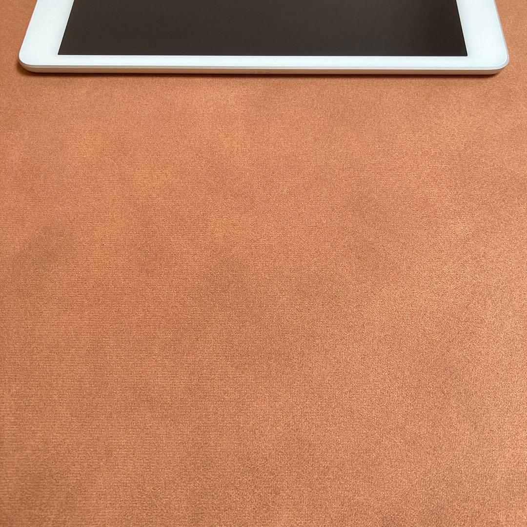 670【早い者勝ち】iPad7 第7世代 32GB SIMフリー☆
