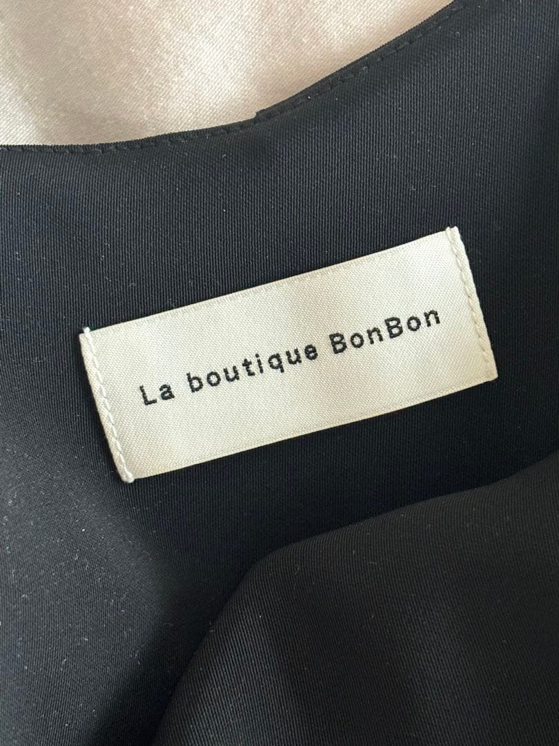 La boutique Bon Bon ビッグパール キャミワンピース