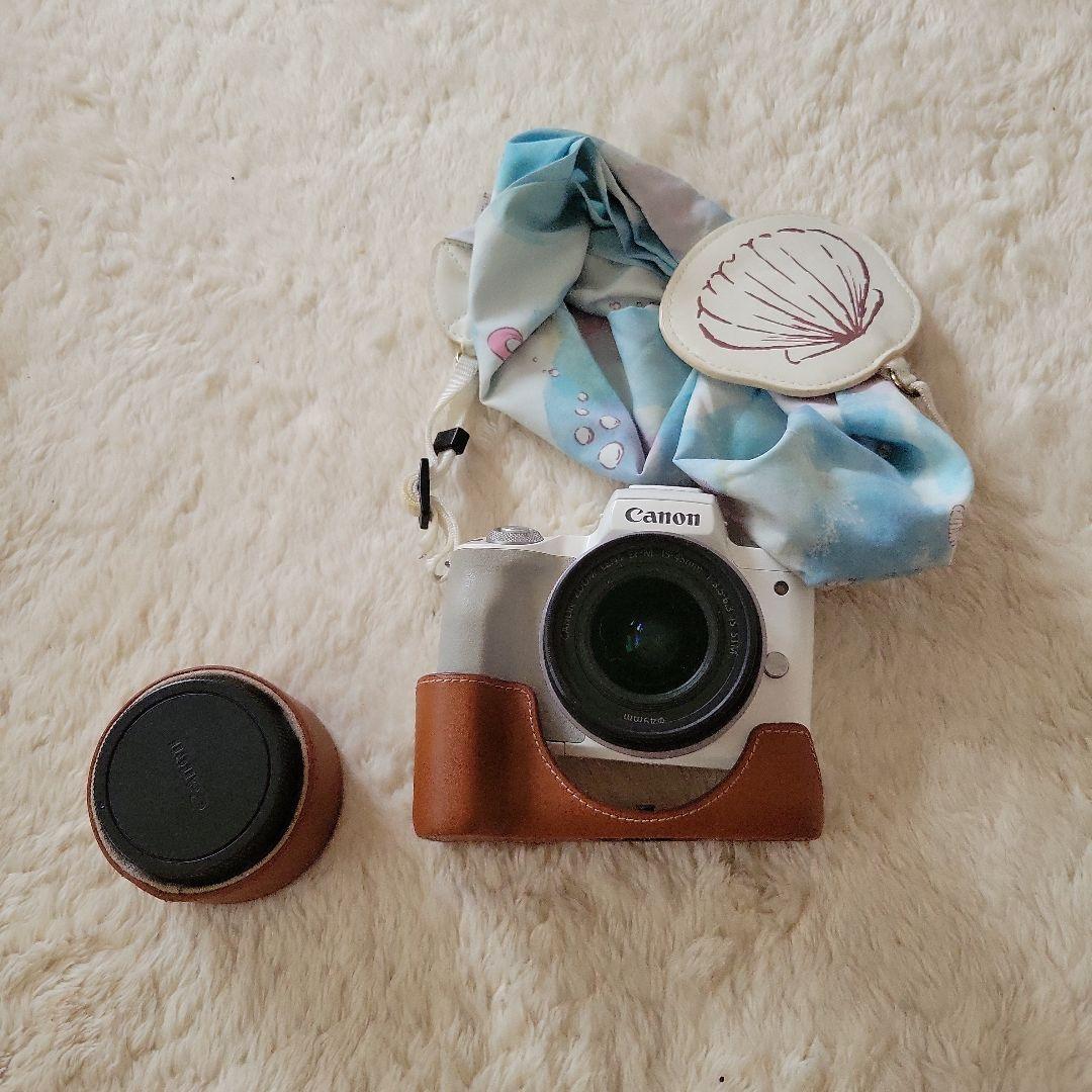 Canon EOS KISS M Wレンズキット ホワイト