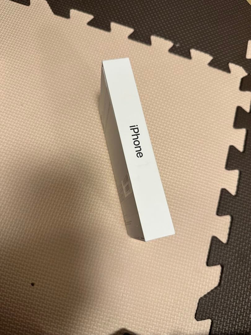 iPhone 16e 128Gb ブラック 本体 SIM フリー