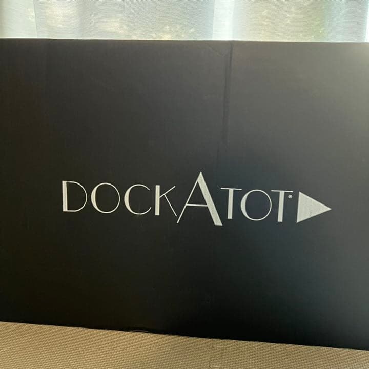 【箱付き】DockATot Deluxe + ドッカトット デラックスプラス