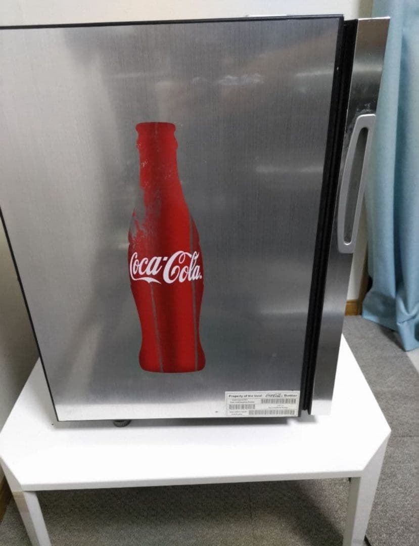 コカ・コーラの冷蔵庫　ショーケース