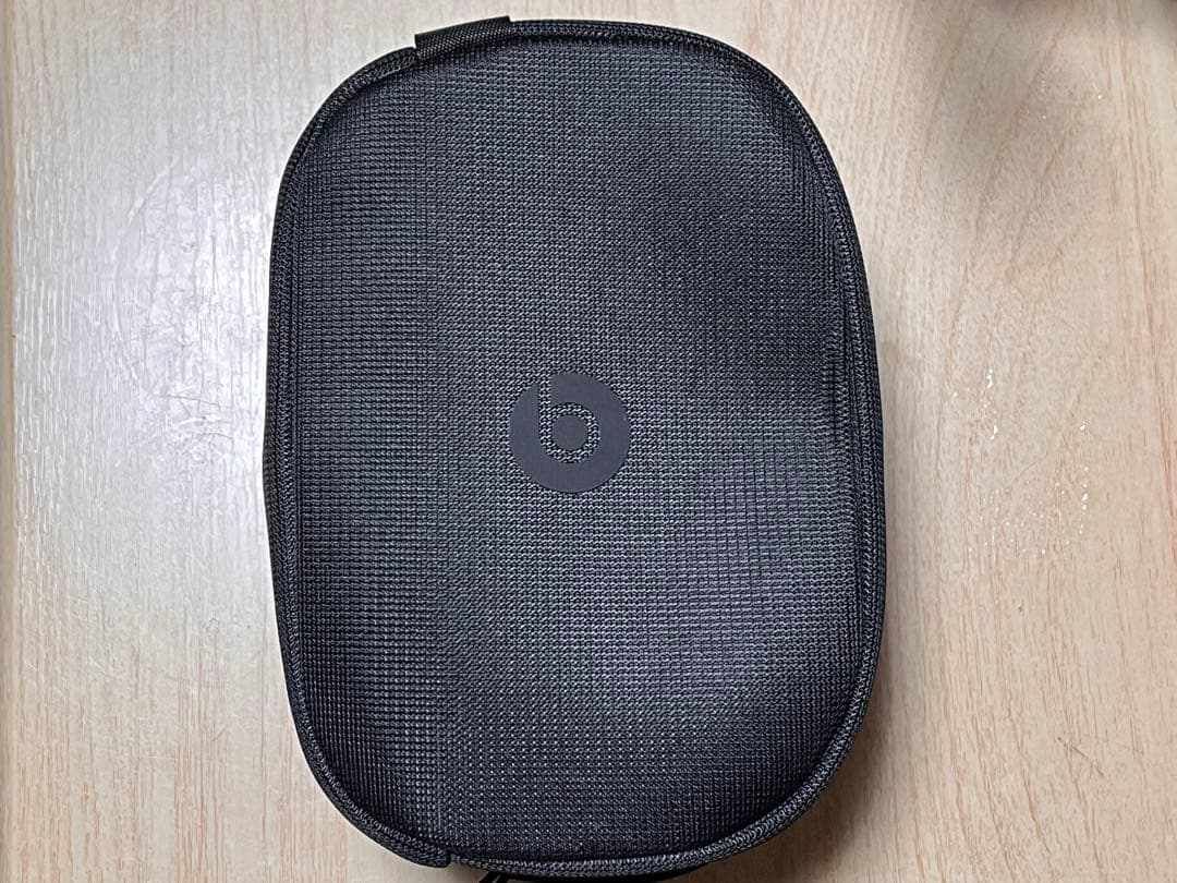 Beats Studio Pro ワイヤレスヘッドフォン サンドストーン