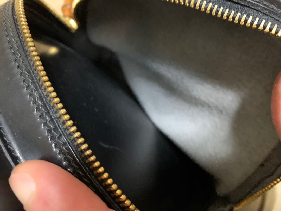 オールドグッチ ボディバッグ エナメルブラック 美品‼️