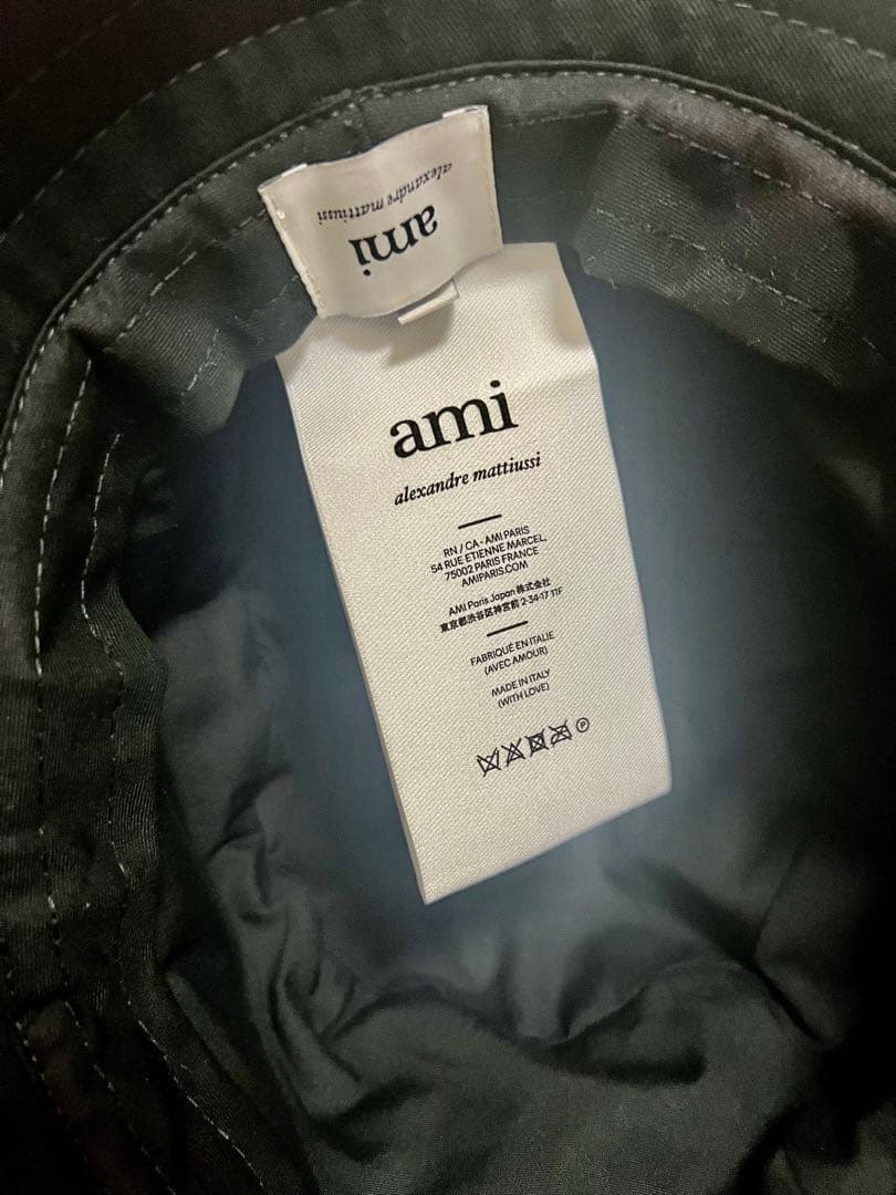 ami バケットハット 黒 ハート刺繍