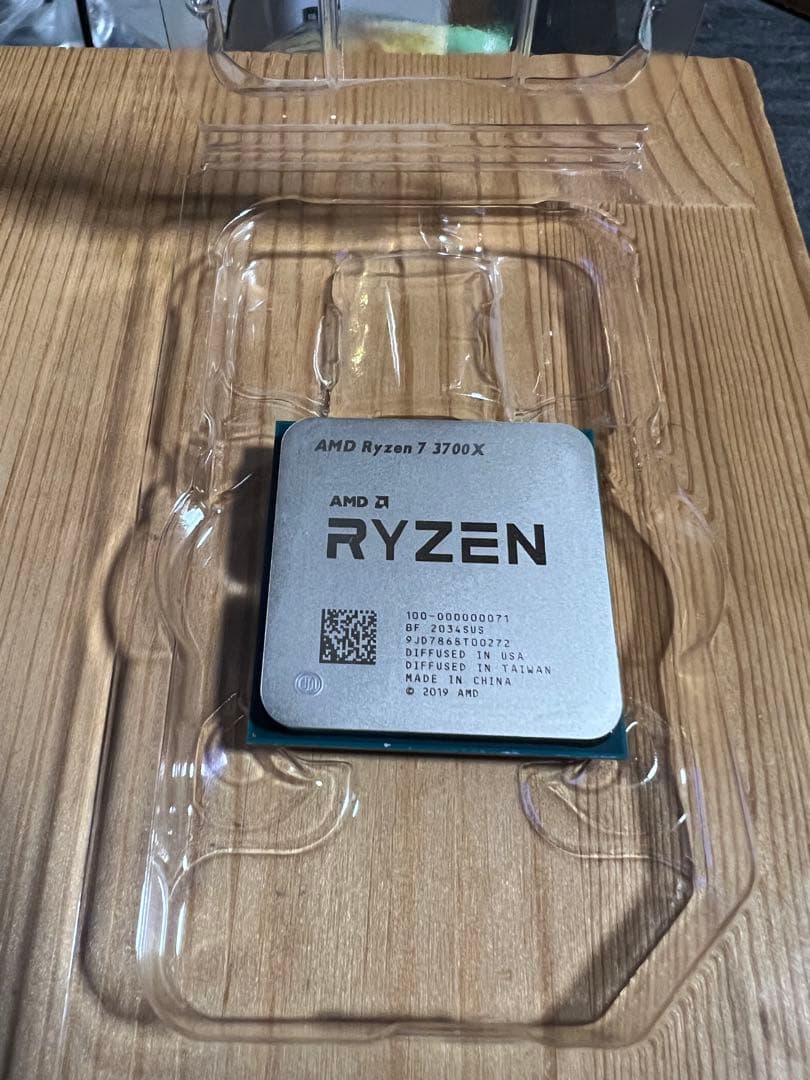 CPU AMD CPU Ryzen 7 3700X