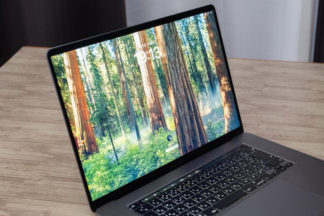 MacBook本体 MacBook Pro16 Corei9 32GB 1TB Radeon Pro