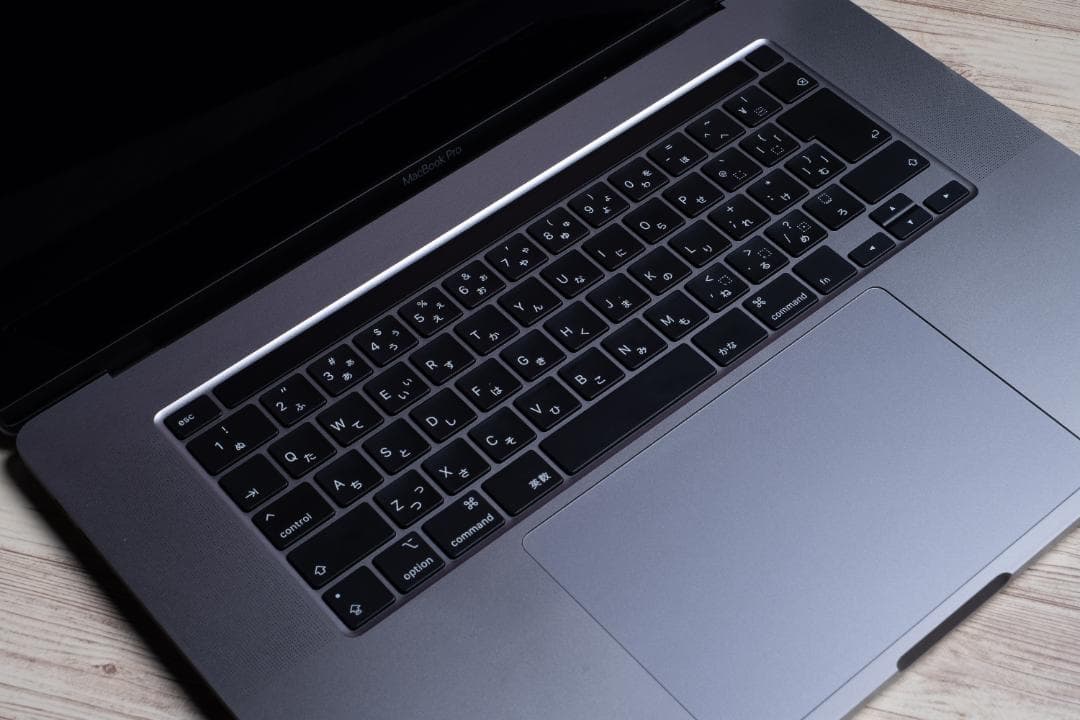 MacBook本体 MacBook Pro16 Corei9 32GB 1TB Radeon Pro