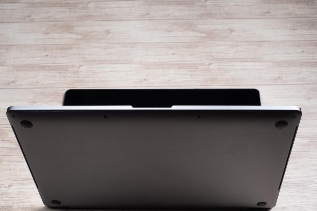 MacBook本体 MacBook Pro16 Corei9 32GB 1TB Radeon Pro