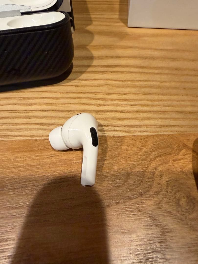 b0u AirPods Pro 2 本体
