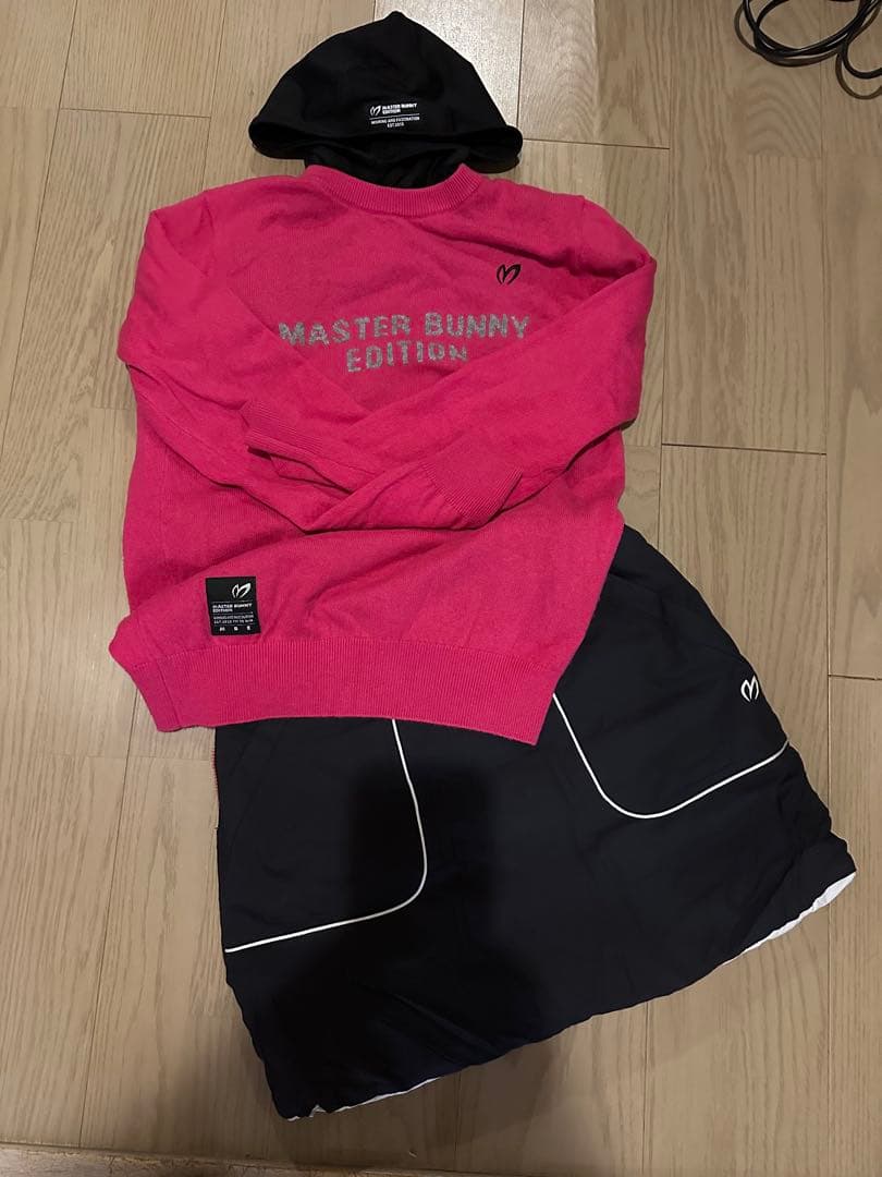 マスターバニー　カシミアセーター