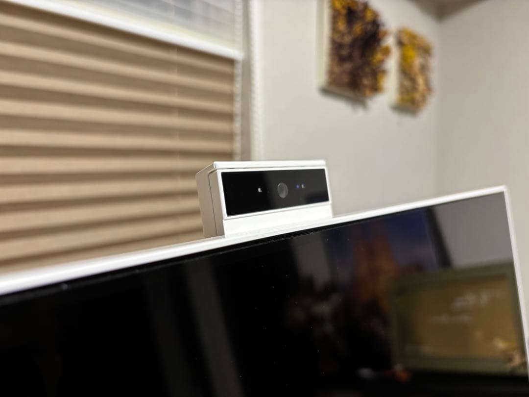 【送料込み！】本体モニタ一体型パソコン　富士通_FMVF70D1W