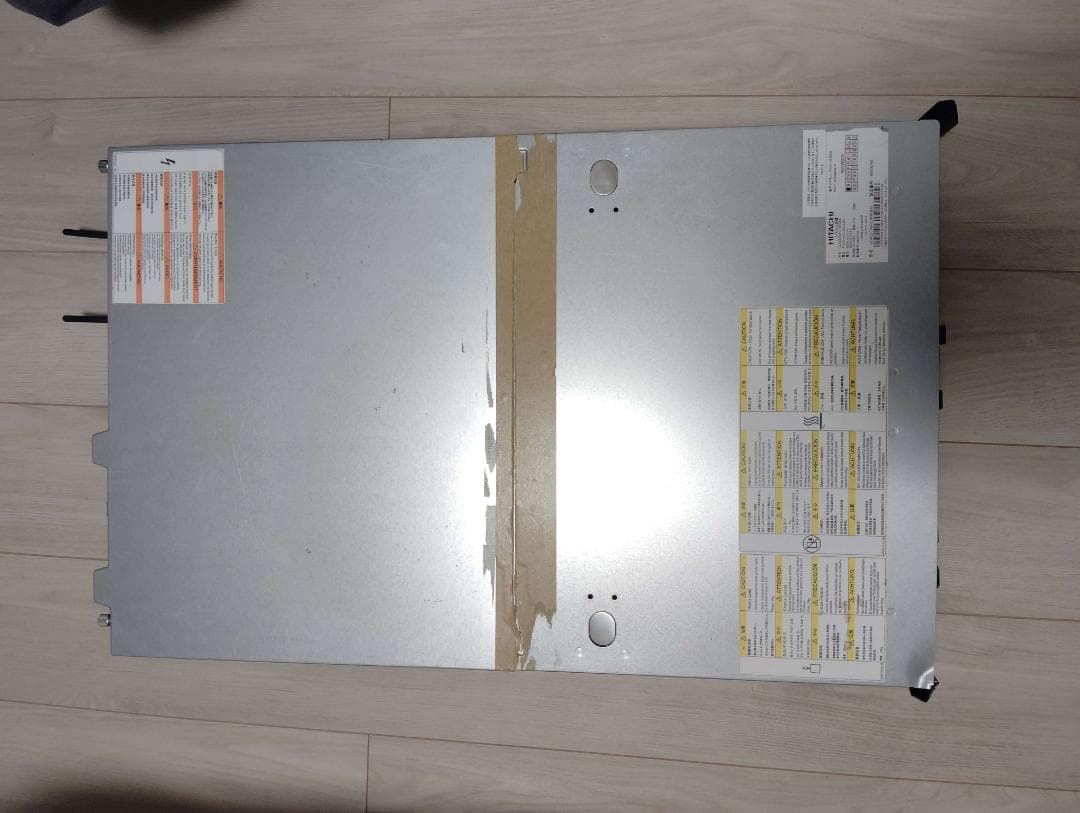 HITACHI業務用サーバー　／　GQA220AM-CNNN3N0