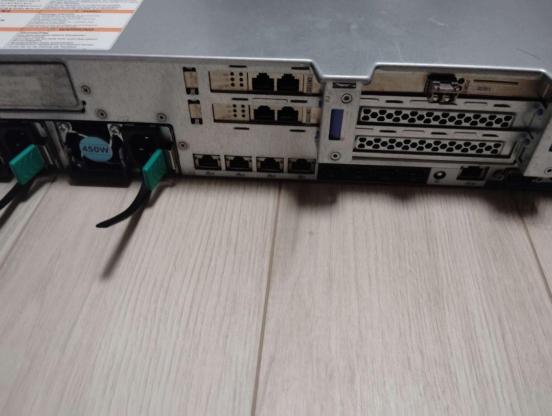 HITACHI業務用サーバー　／　GQA220AM-CNNN3N0