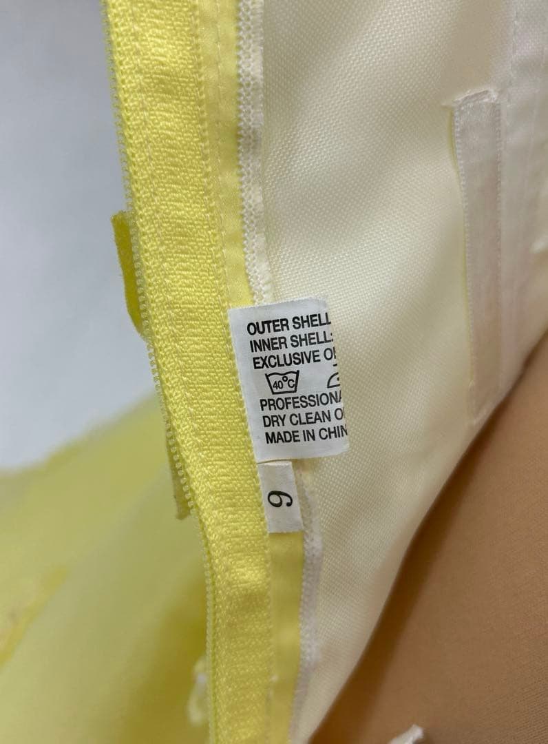 ウェディング　カラードレス　黄色