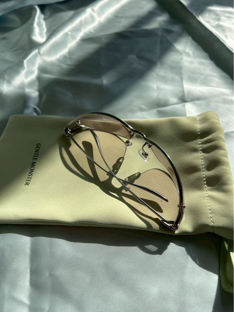 GENTLE MONSTER（ジェントルモンスター）Futura 02(BRG)